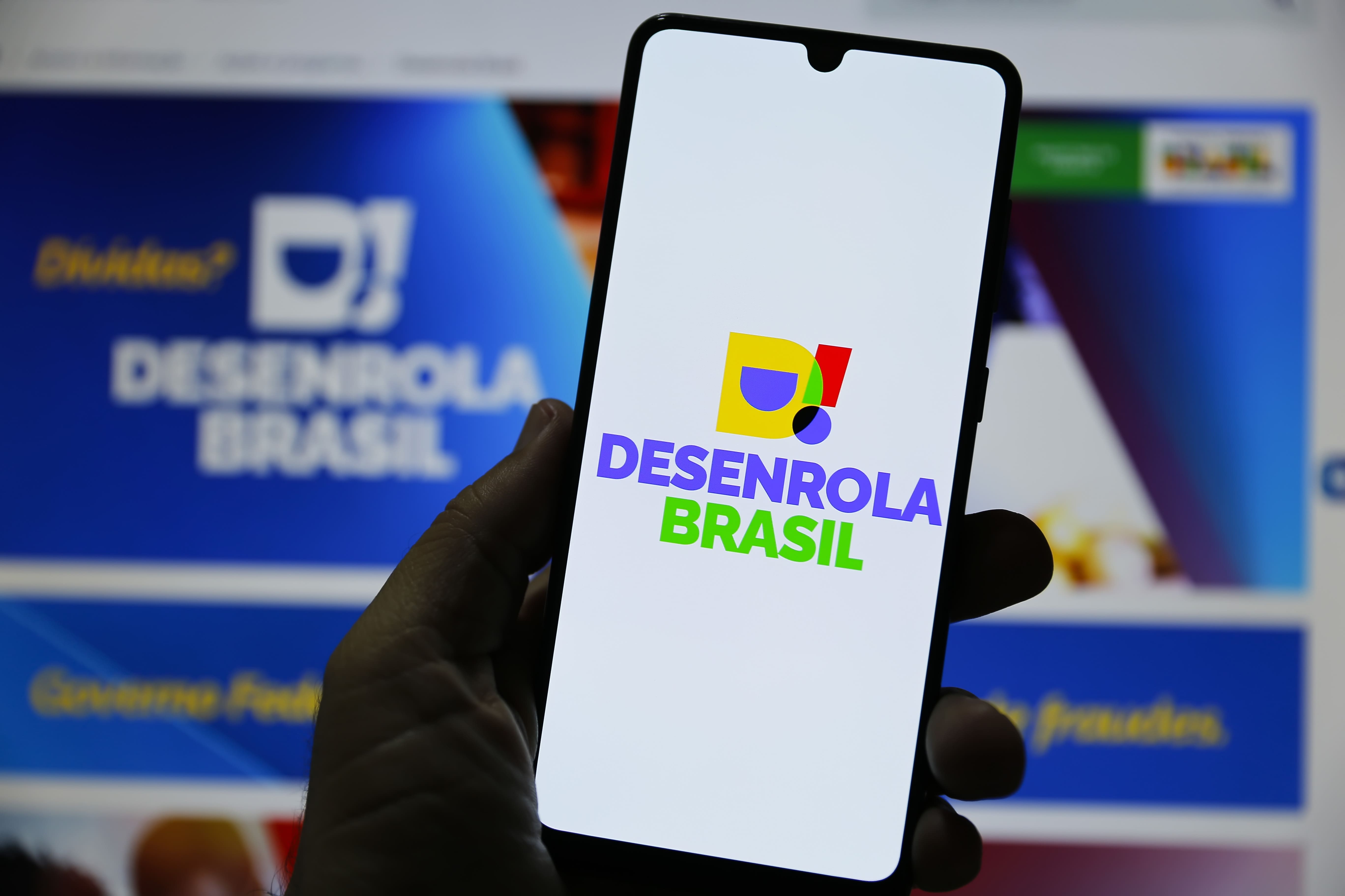 Programa Desenrola Brasil: oportunidade para quitar dívidas com a Zema Financeira de forma facilitada